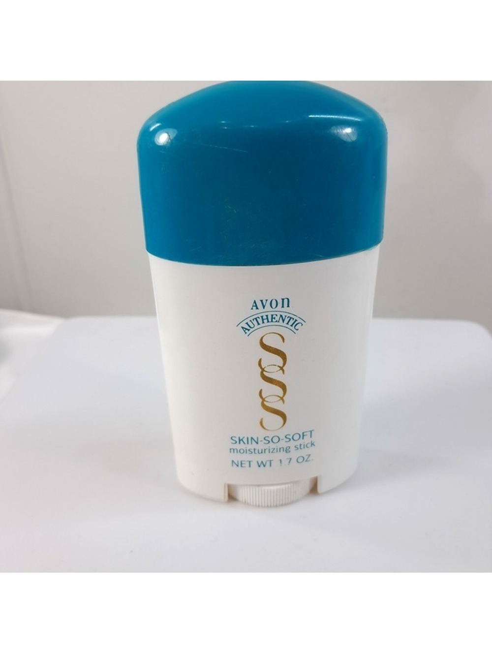 Vintage AVON SKIN-SO-SOFT Moisturizing Stick 1.7 oz 1992 READ